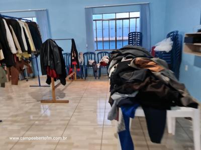 Grande Promoção no Bazar do Cemic: Roupas e Calçados por Apenas 1 Real